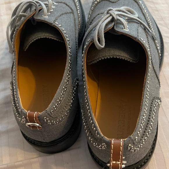 Authentic Burberry wingtip style shoes - Picture 3 of 5